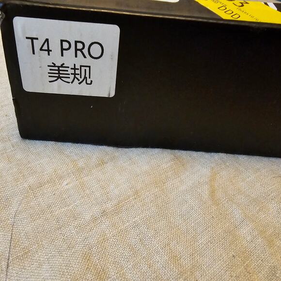 Douk Audio T4 PRO Vacuum Tube Phono Preamp - Picture 4 of 4